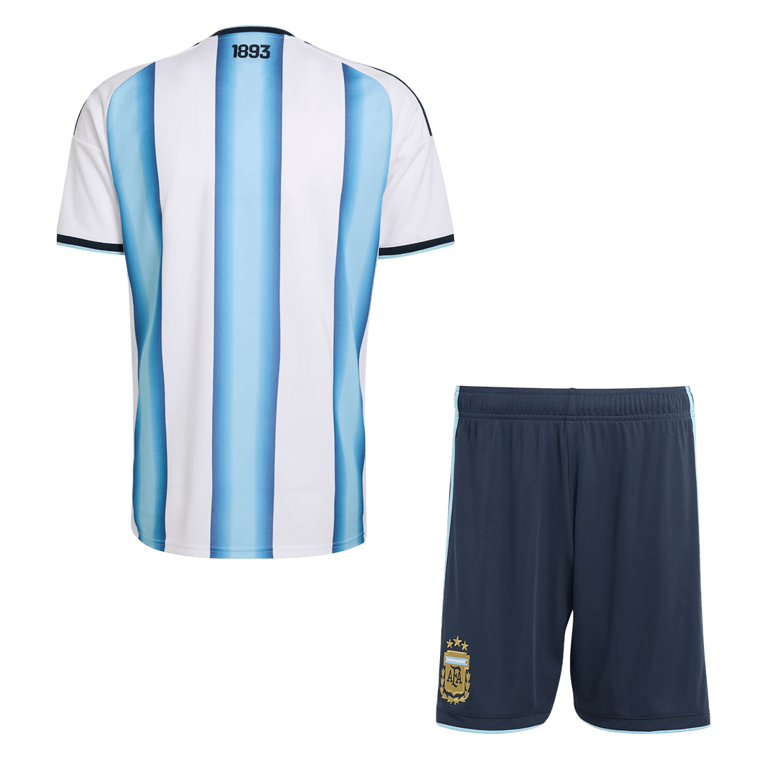 Equipación de local de Argentina (camiseta + pantalón corto) para el Mundial 2026
