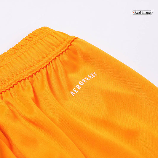 Pantalón cortos de visitante del Real Madrid