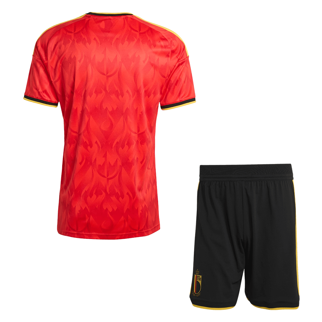 Equipación local de la selección hombre de Bélgica (camiseta + pantalón corto) para el Mundial 2026.