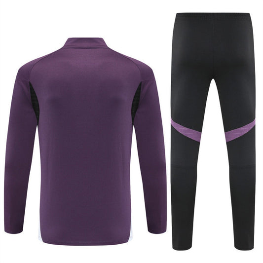 Conjunto morado especial del Manchester United 25/26