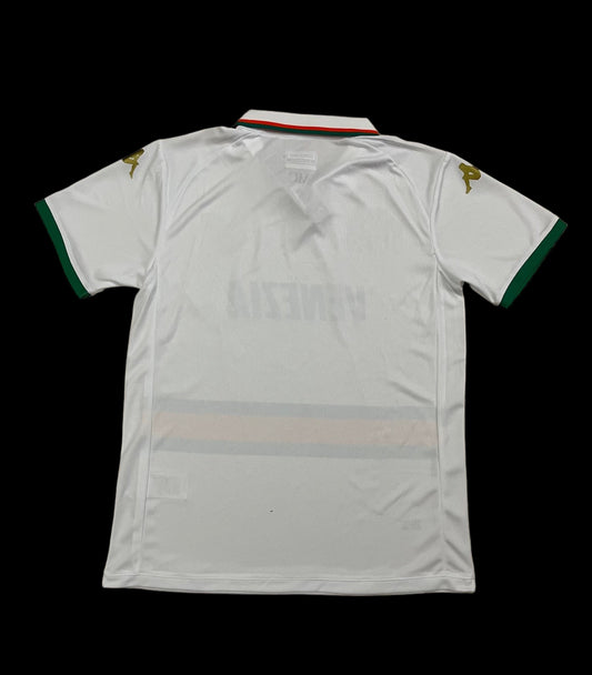Equipación visitante del Venice 2023-2024