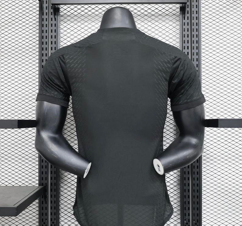 Camiseta tercera del Real Madrid versión jugador 2023-2024