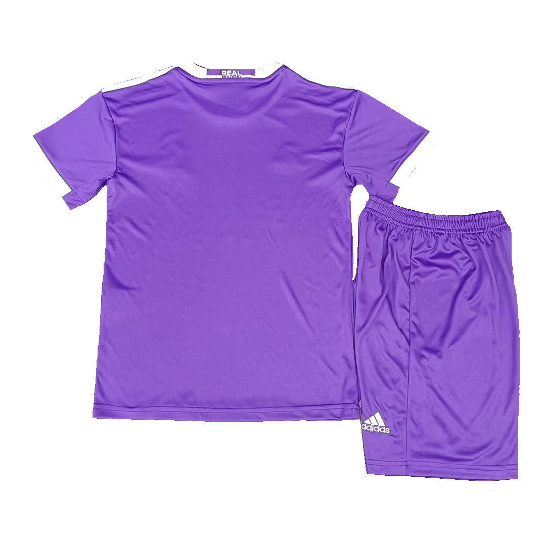 Kit de camiseta de fútbol visitante del Real Madrid 2016/17 para niños