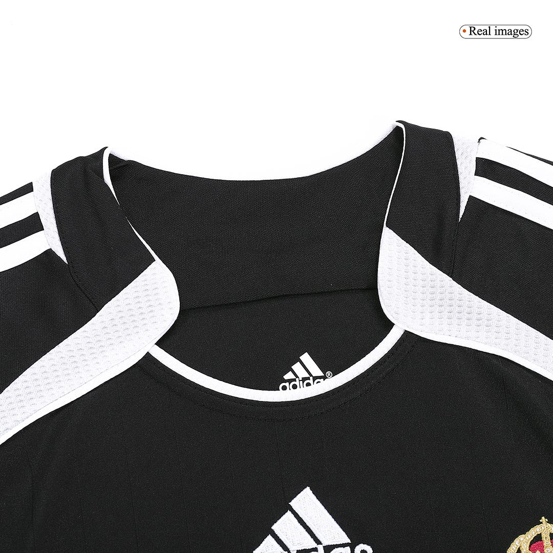 Camiseta de fútbol vintage del Real Madrid BECKHAM #23 Visitante 2006/07