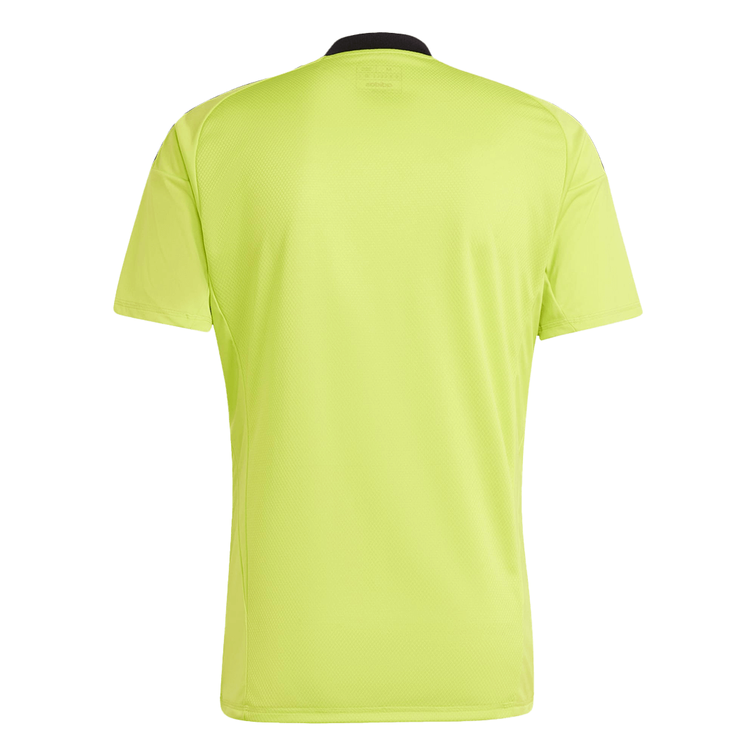 Camiseta de fútbol de la tercera equipación del Real Madrid