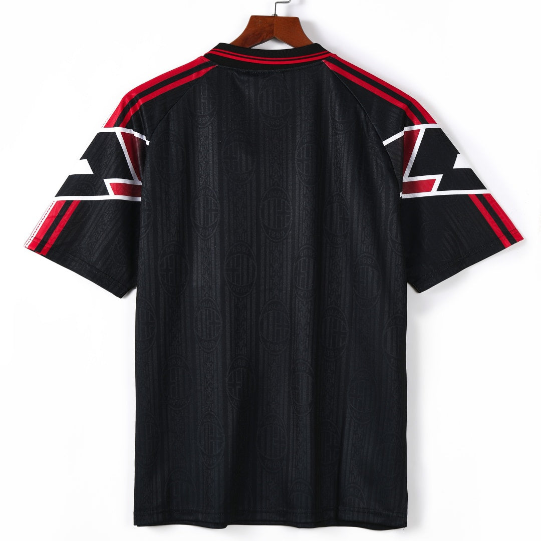 Tercera retro del AC Milan 1997-1998