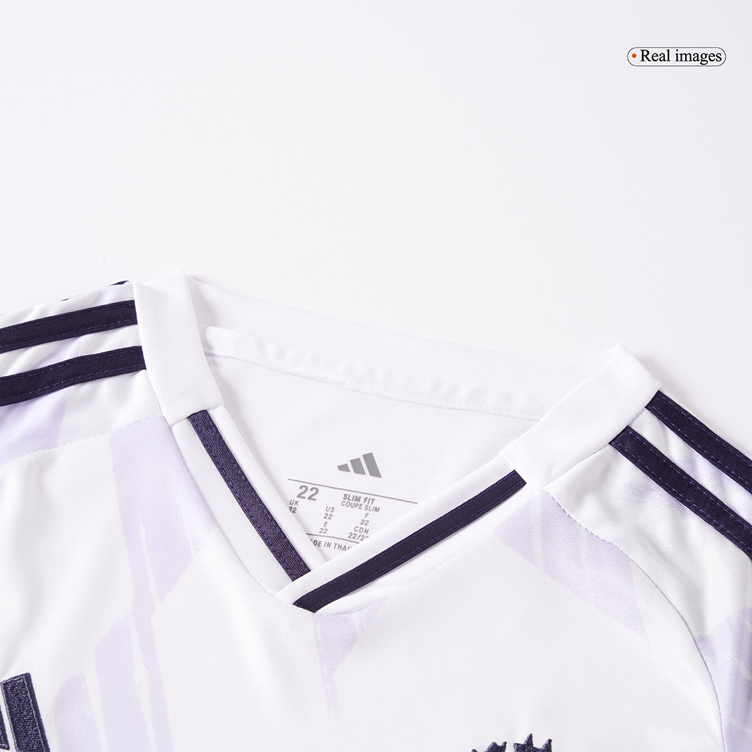 Kit de fútbol visitante del Manchester United para niño (Kit, pantalón corto y calcetines) 2025/26, color blanco