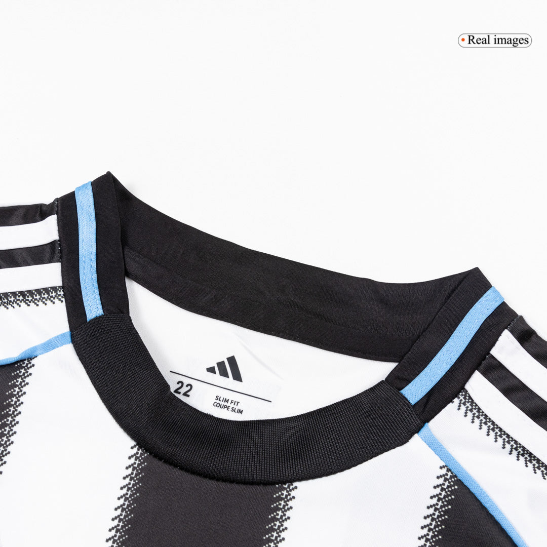 Kit de fútbol local del Newcastle United para niños (Kit y pantalón corto) 2025/26