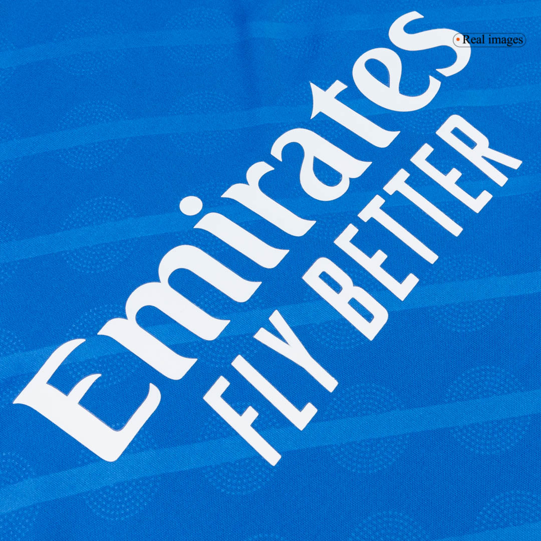 Kit de camiseta de fútbol de la tercera equipación del Real Madrid 2025/26 para niños