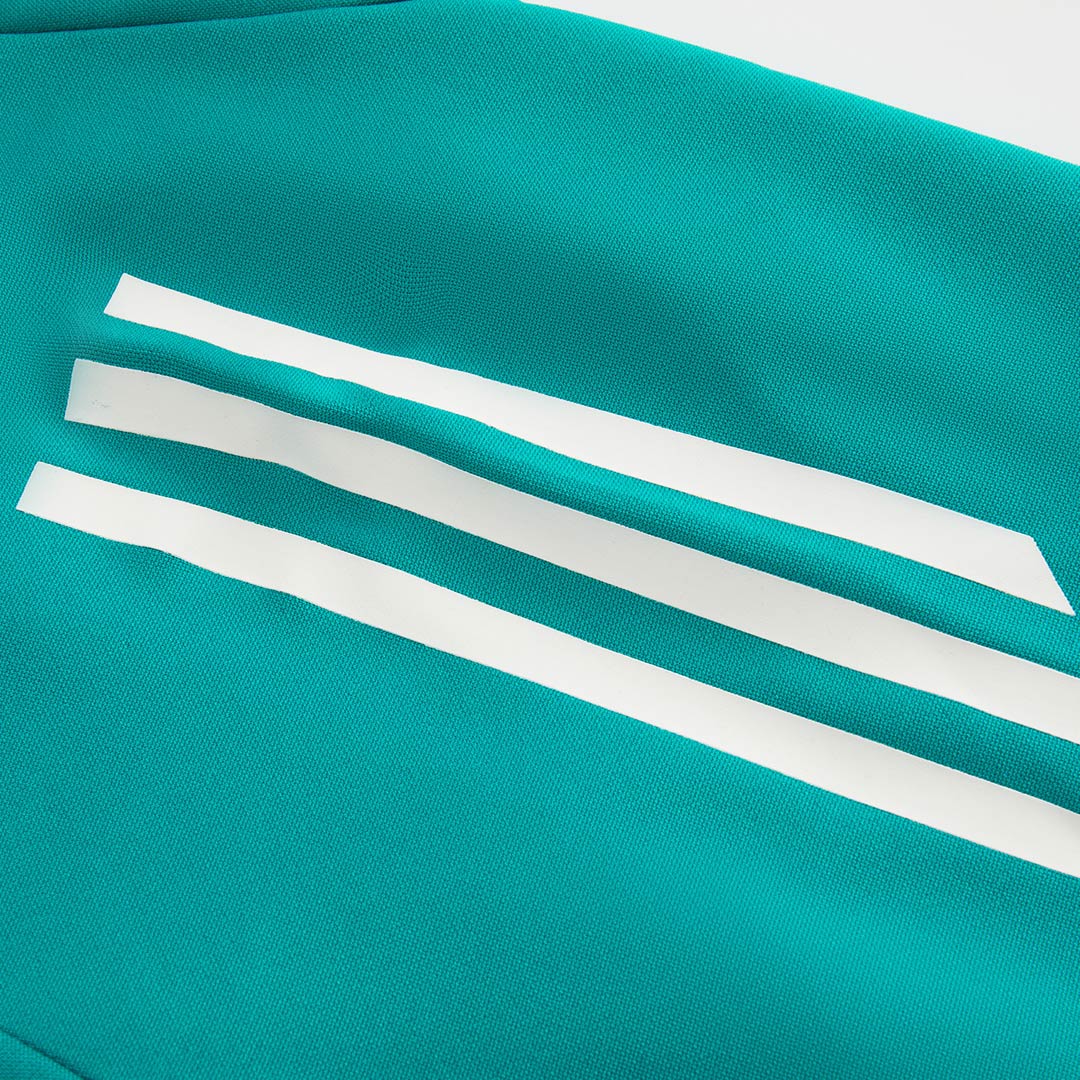 Kit de entrenamiento del Liverpool 2025/26 (Chaqueta + Pantalones)