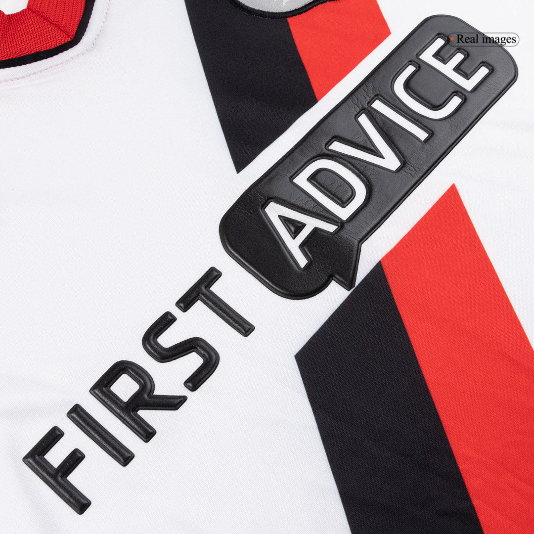 Camiseta retro de fútbol de visitante del Manchester City 2002/03