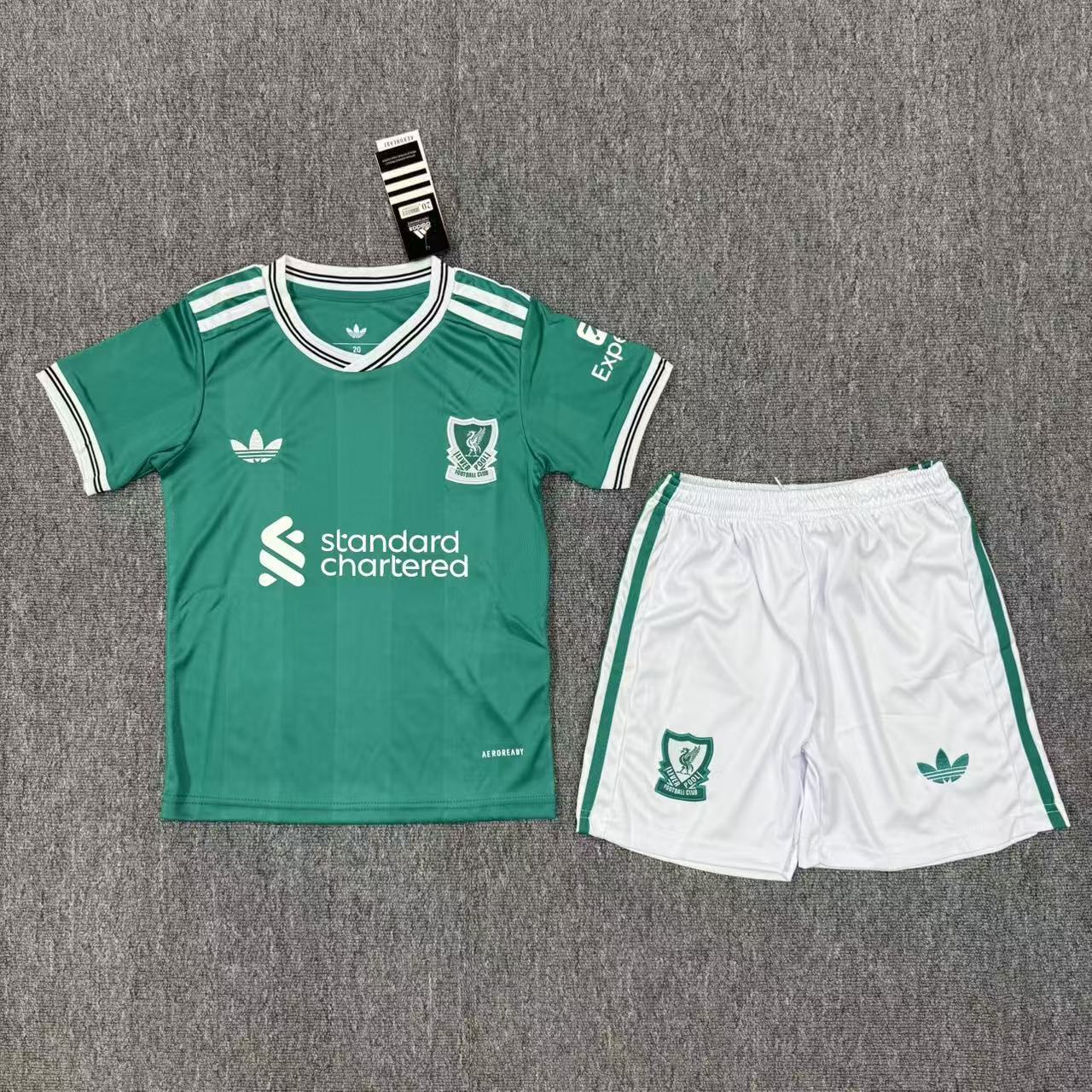 Conjunto de exterior infantil Liverpool 25/26