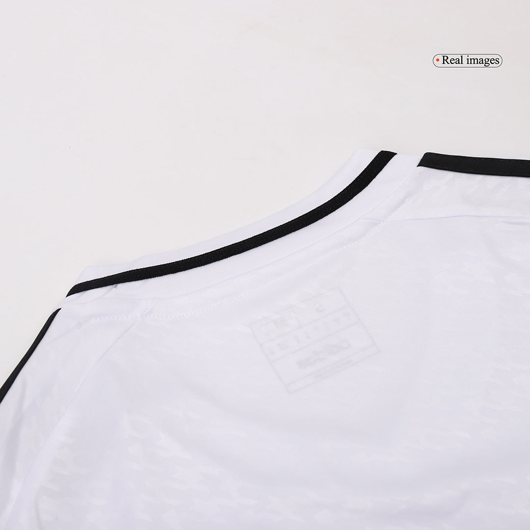 Kit de camiseta de fútbol local del Real Madrid