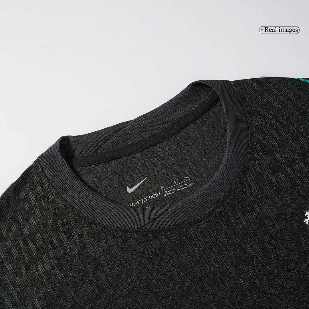 Camiseta de fútbol visitante auténtica del Liverpool 2024/25