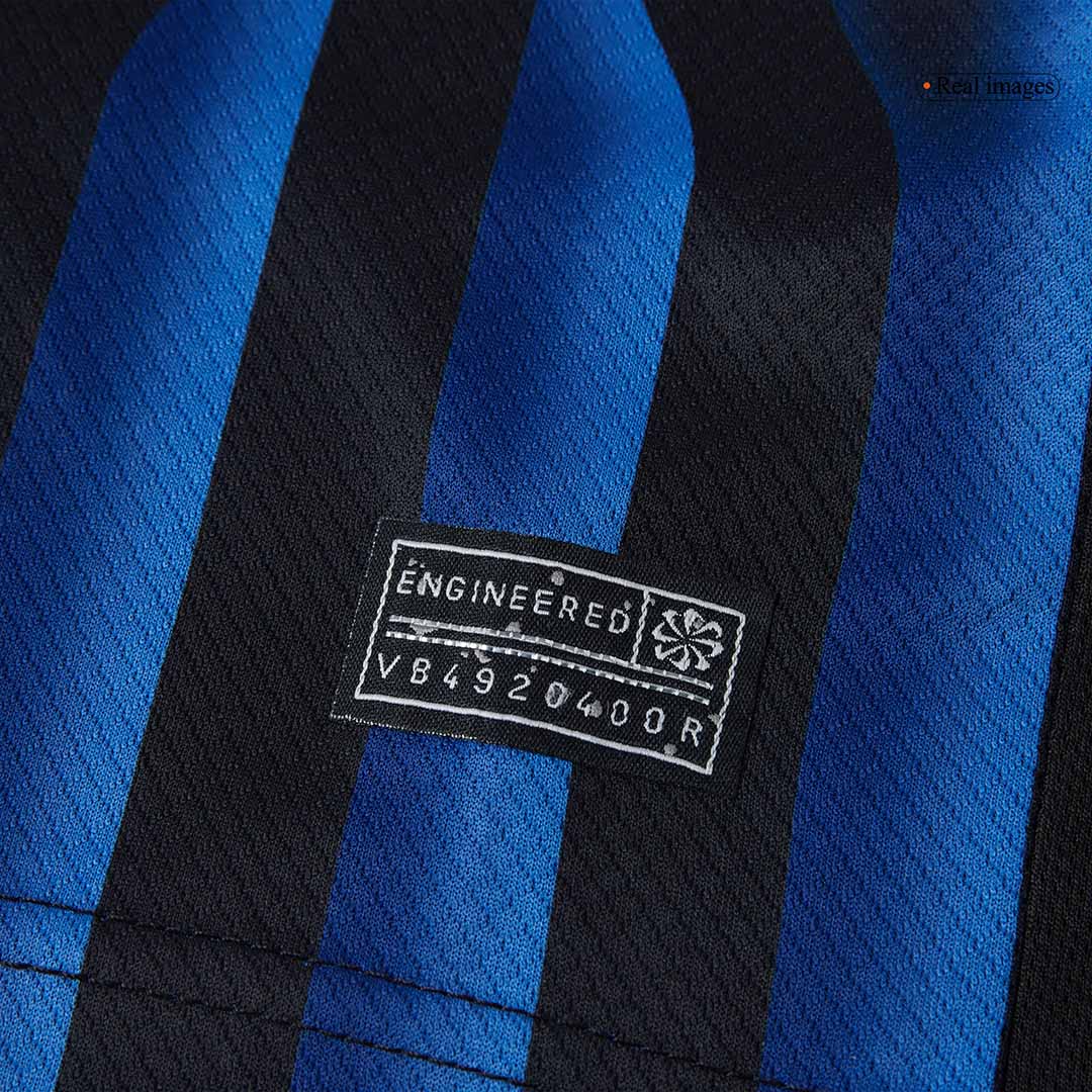 Kit de camiseta de fútbol local del Inter de Milán para niños (camiseta, pantalón corto y calcetines) 2025/26