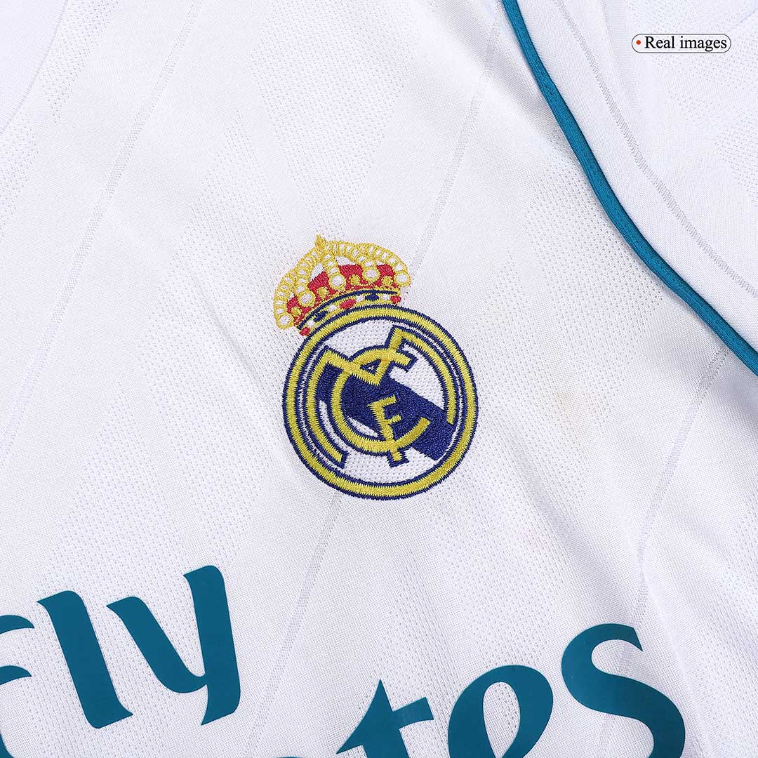 Camiseta de fútbol vintage del Real Madrid SERGIO RAMOS #4 Local 2017/18