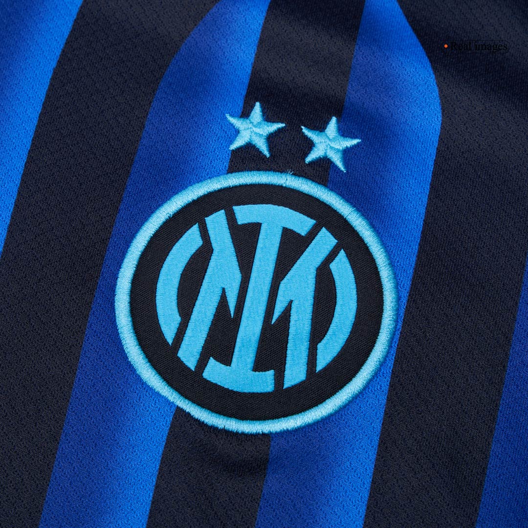 Kit de fútbol local del Inter de Milán (camiseta y pantalón corto) 2025/26 azul y negro