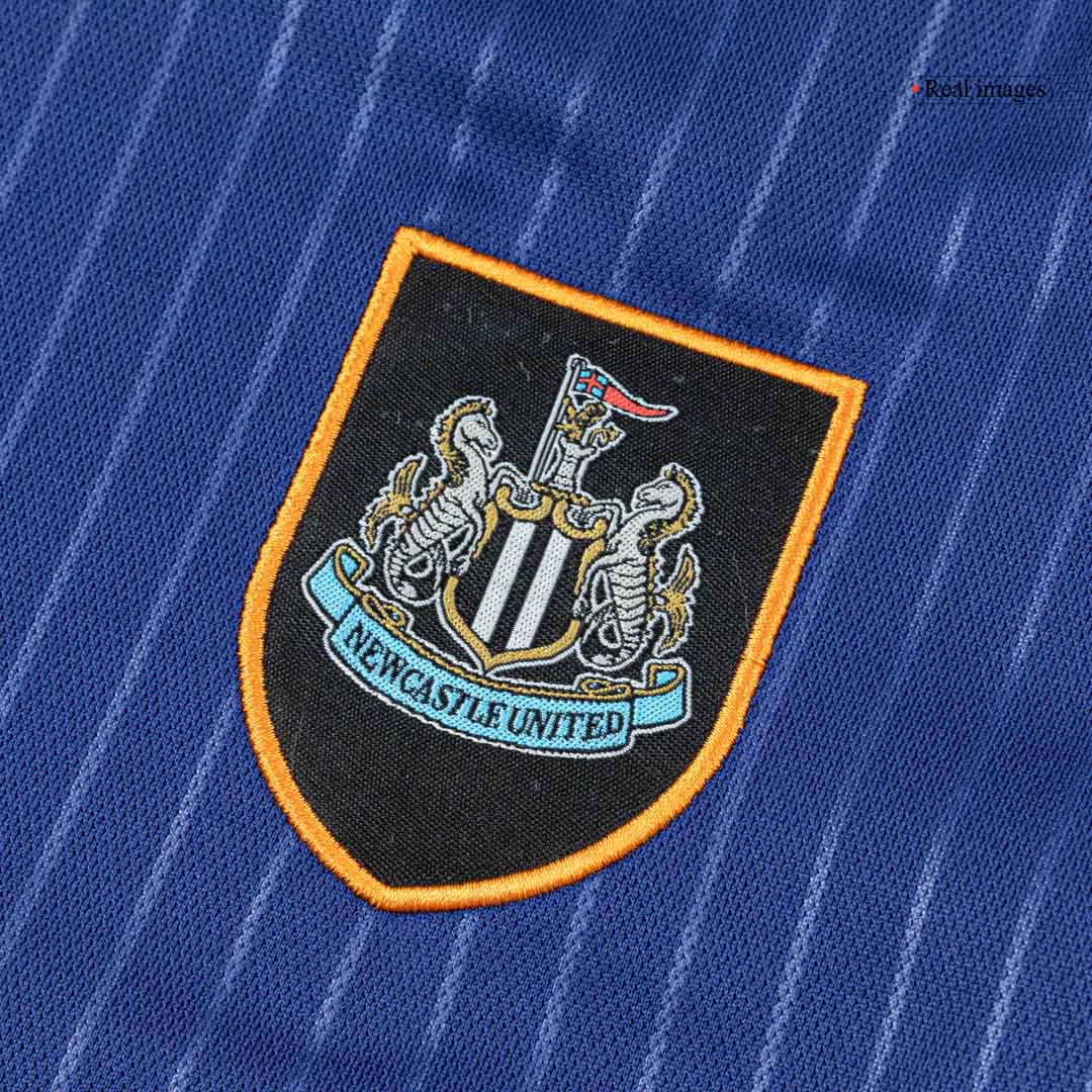 Kit de fútbol infantil de visitante del Newcastle United (Kit y pantalón corto) 2025/26