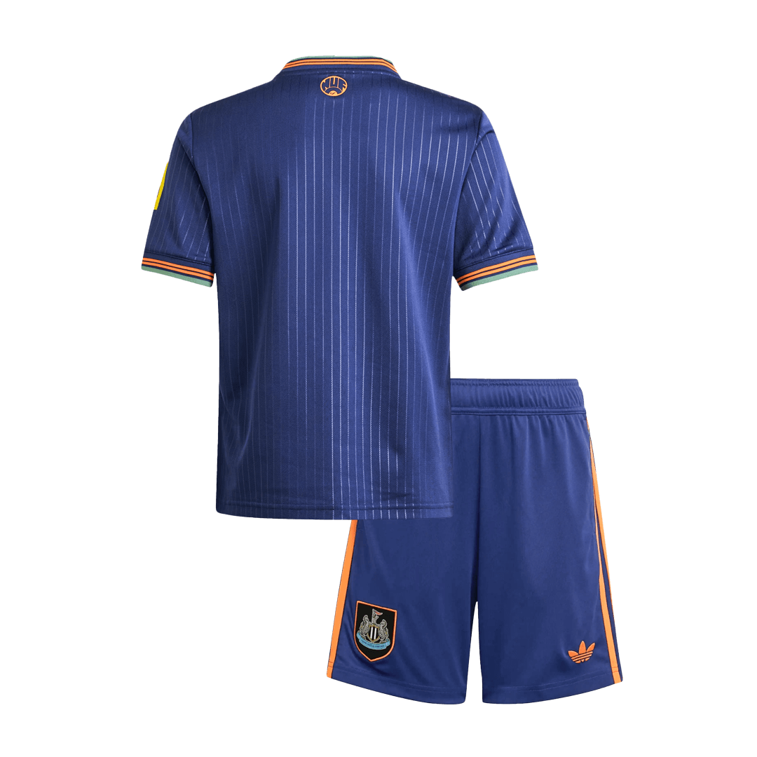 Kit de fútbol infantil de visitante del Newcastle United (Kit y pantalón corto) 2025/26