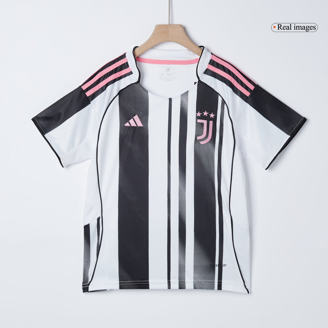 Kit de camiseta de fútbol local de la Juventus para niños (camiseta, pantalón corto y calcetines) 2025/26 (negro y blanco)