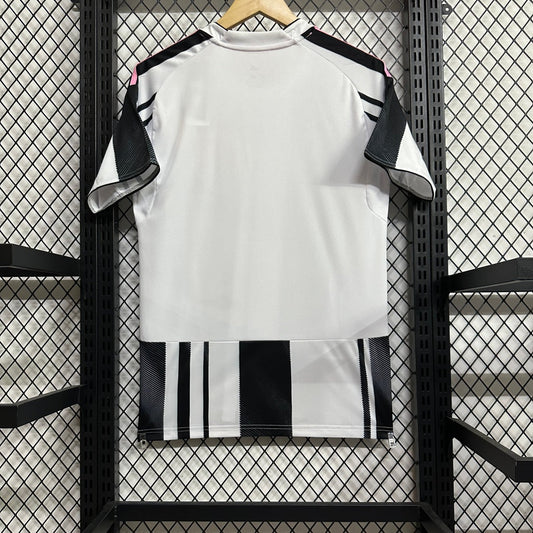 Camiseta local de la Juventus 25/26