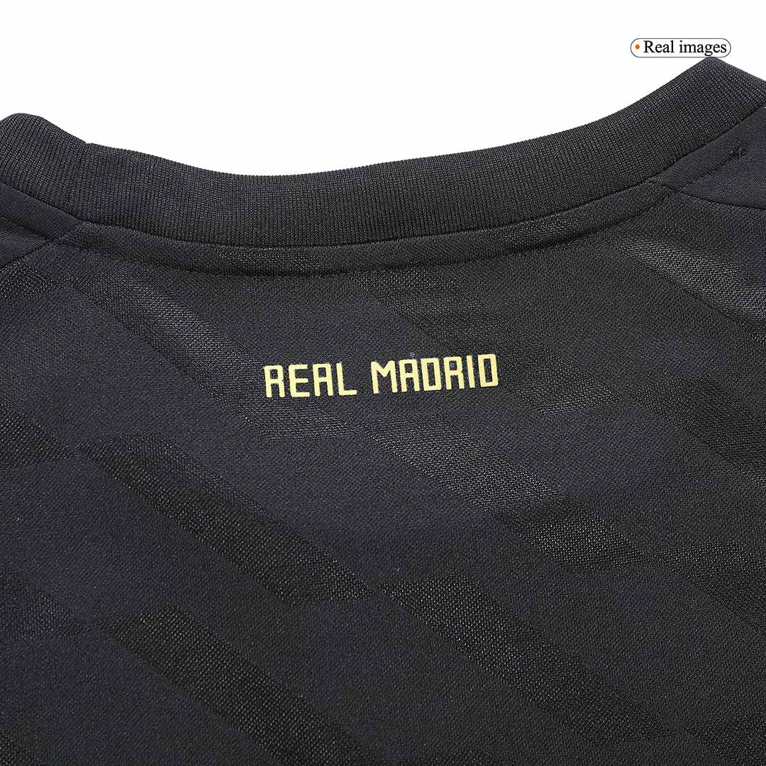 Camiseta de fútbol vintage de visitante del Real Madrid 2011/12