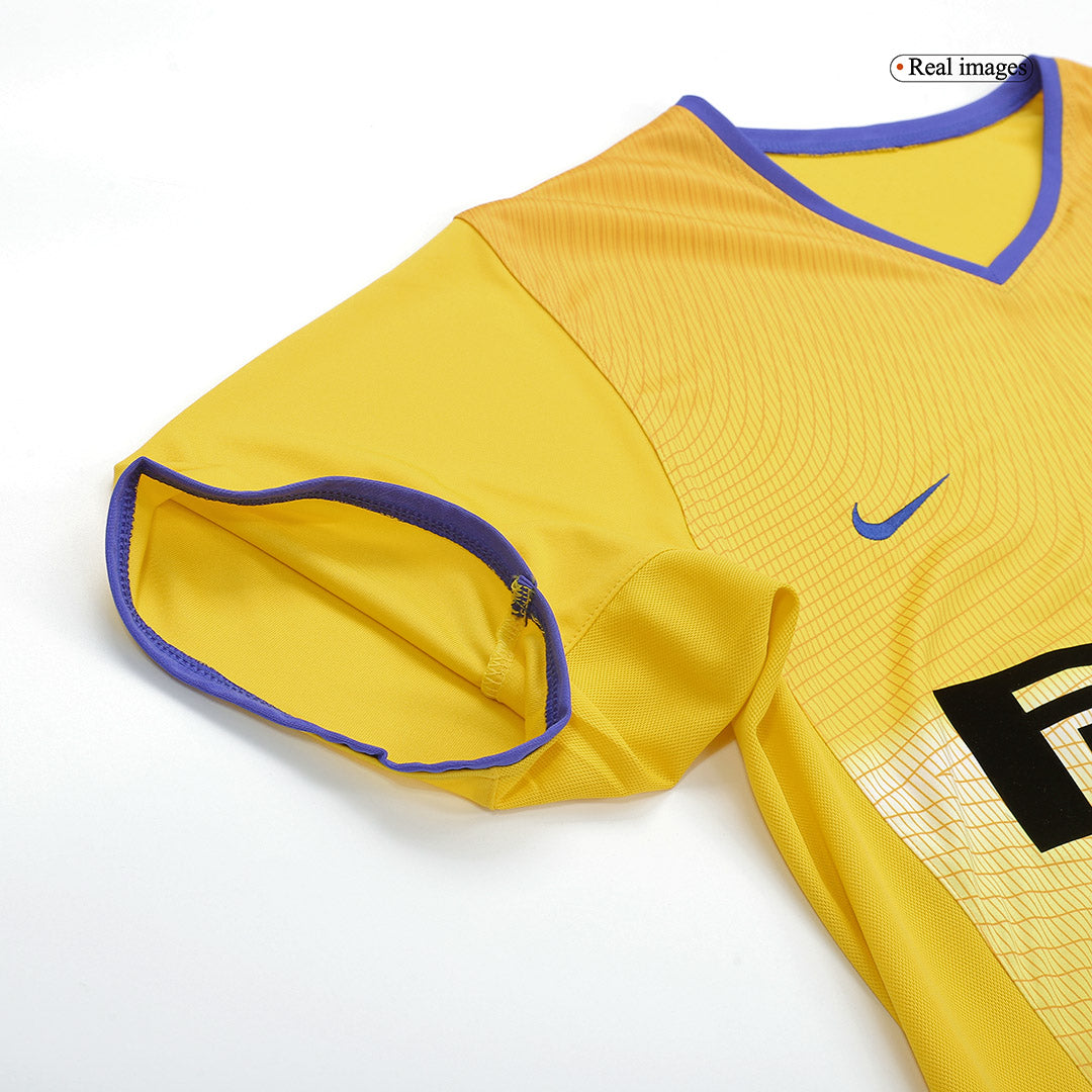 Camiseta retro de fútbol de visitante del Inter de Milán 2002/03