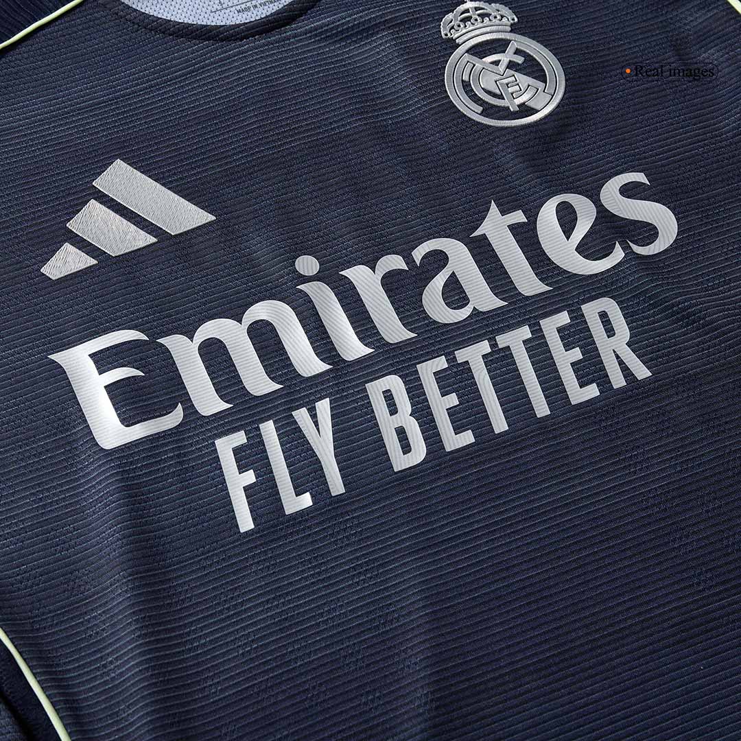 Camiseta de fútbol visitante del Real Madrid VALVERDE #8 2025/26 auténtica