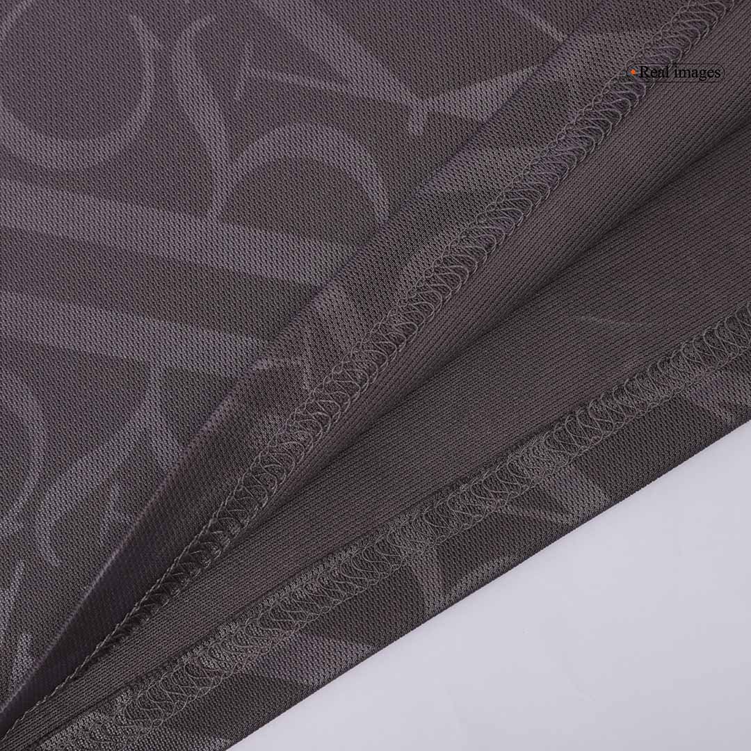 Camiseta de fútbol de la tercera equipación del Real Madrid