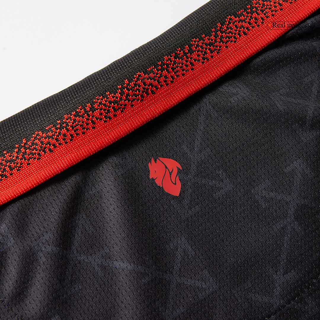 Kit de fútbol visitante del AC Milan (Kit y pantalón corto) 2024/25, verde y negro
