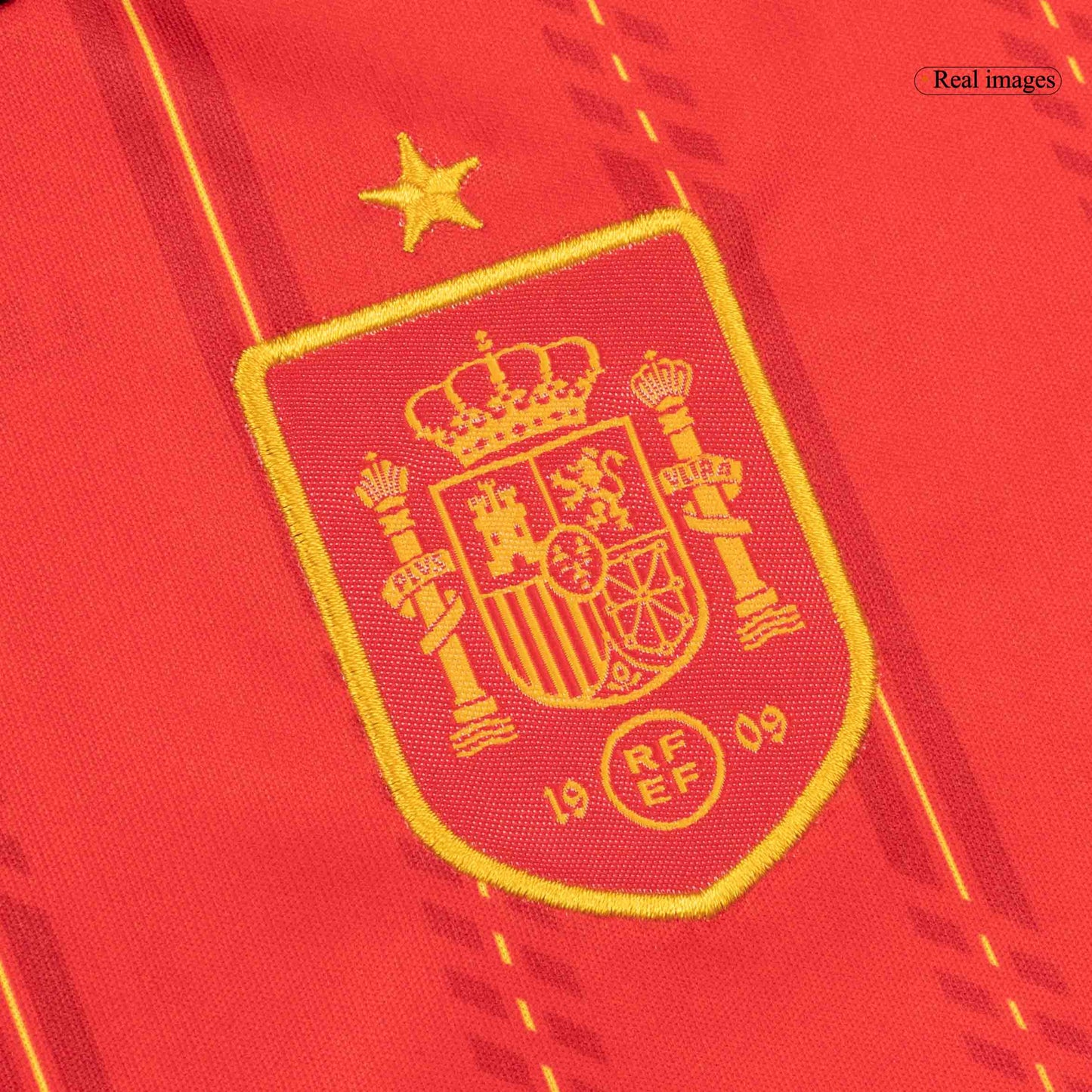 Kit de fútbol local de España para niños (Kit, pantalón corto y calcetines) 2026