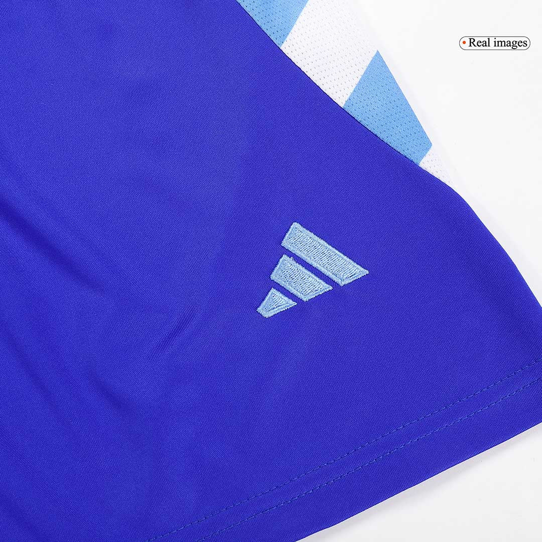 Kit de fútbol visitante de Argentina para niños (Kit y pantalón corto) 2024