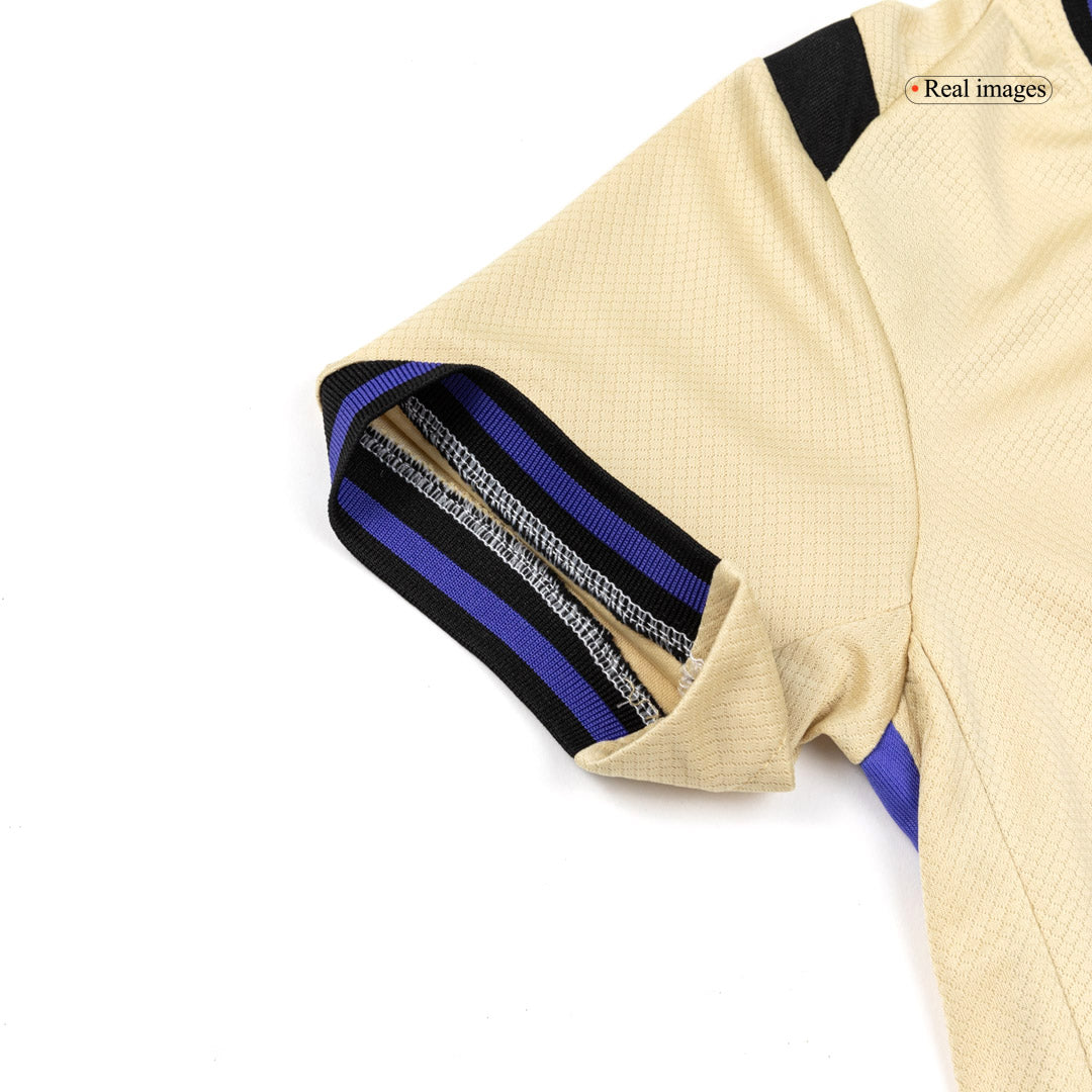 Kit de visitante del Barcelona para niño (Kit, pantalón corto y calcetines) 2025/26 (amarillo y negro)