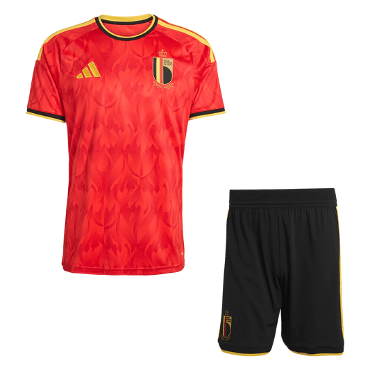 Equipación local de la selección hombre de Bélgica (camiseta + pantalón corto) para el Mundial 2026.