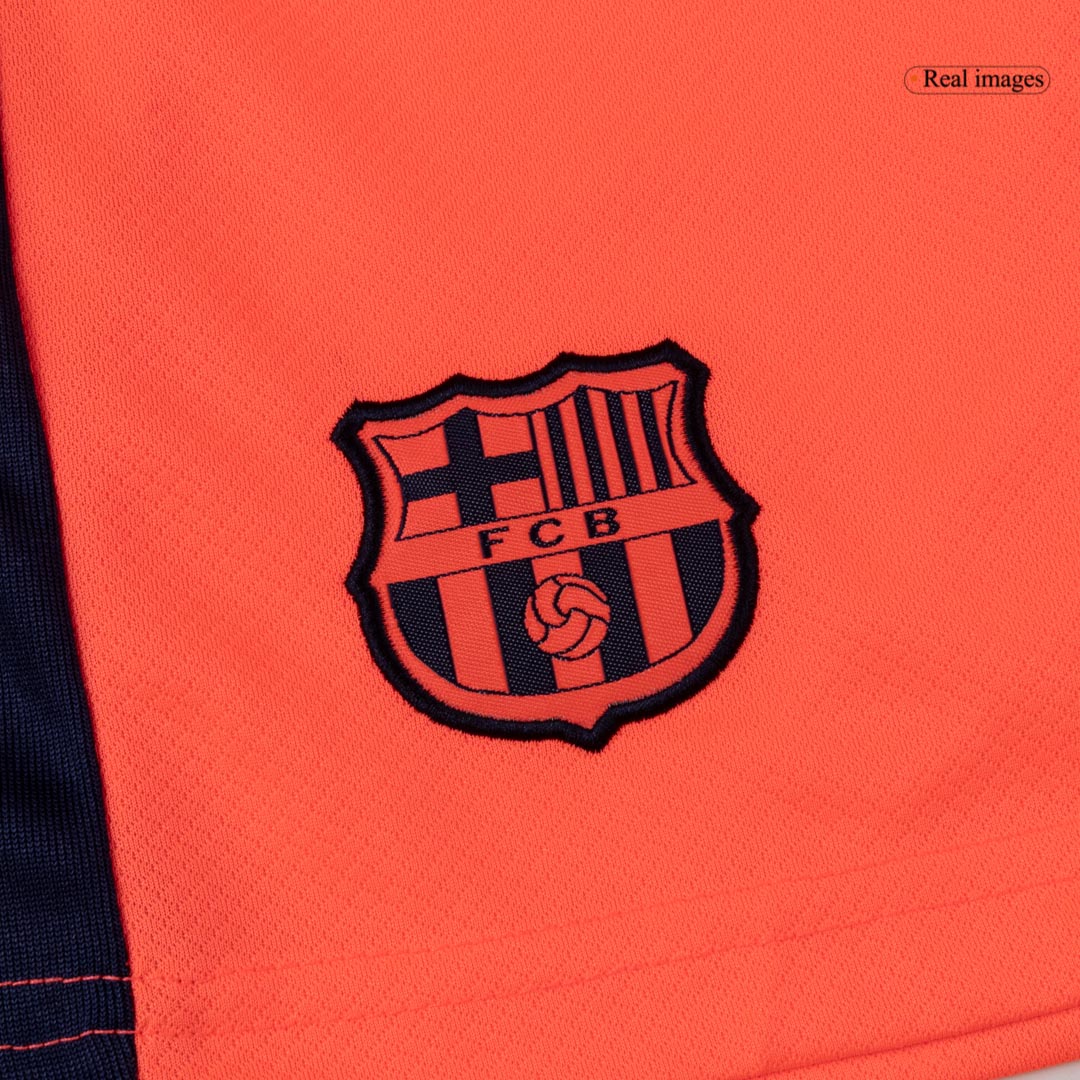 Kit de fútbol infantil de visitante del Barcelona (camiseta, pantalón corto y medias) 2025/26