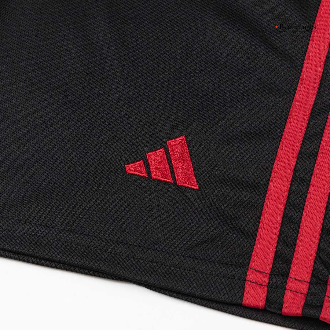 Kit de fútbol visitante del Liverpool para niños (camiseta y pantalón corto) 25/26 blanco