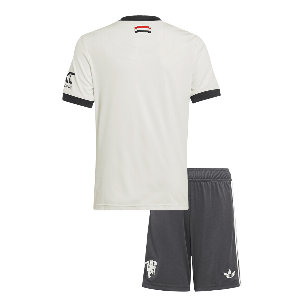 Kit de fútbol infantil de visitante del Manchester United (Kit y pantalón corto)