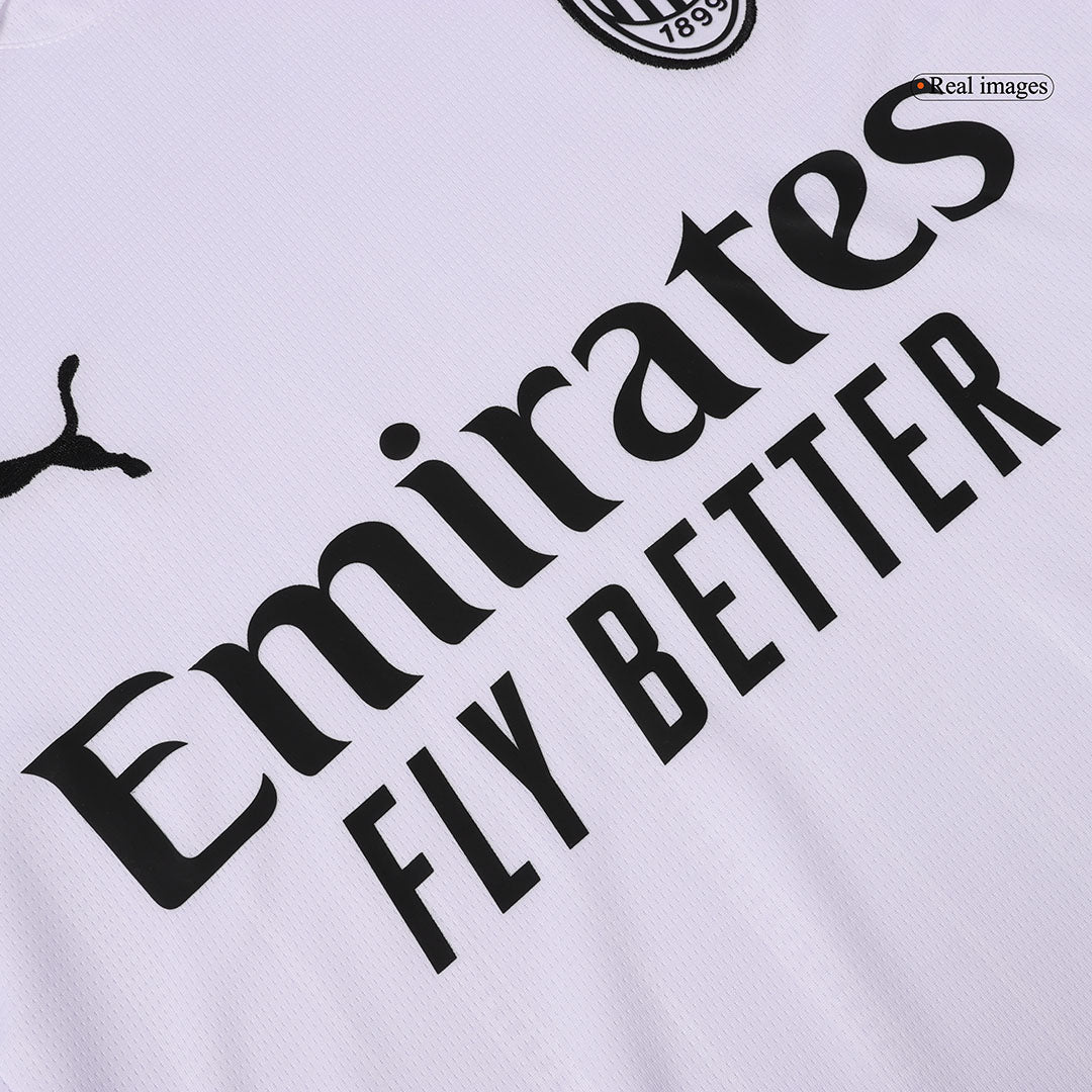 Camiseta de fútbol visitante del AC Milan PULISIC #11