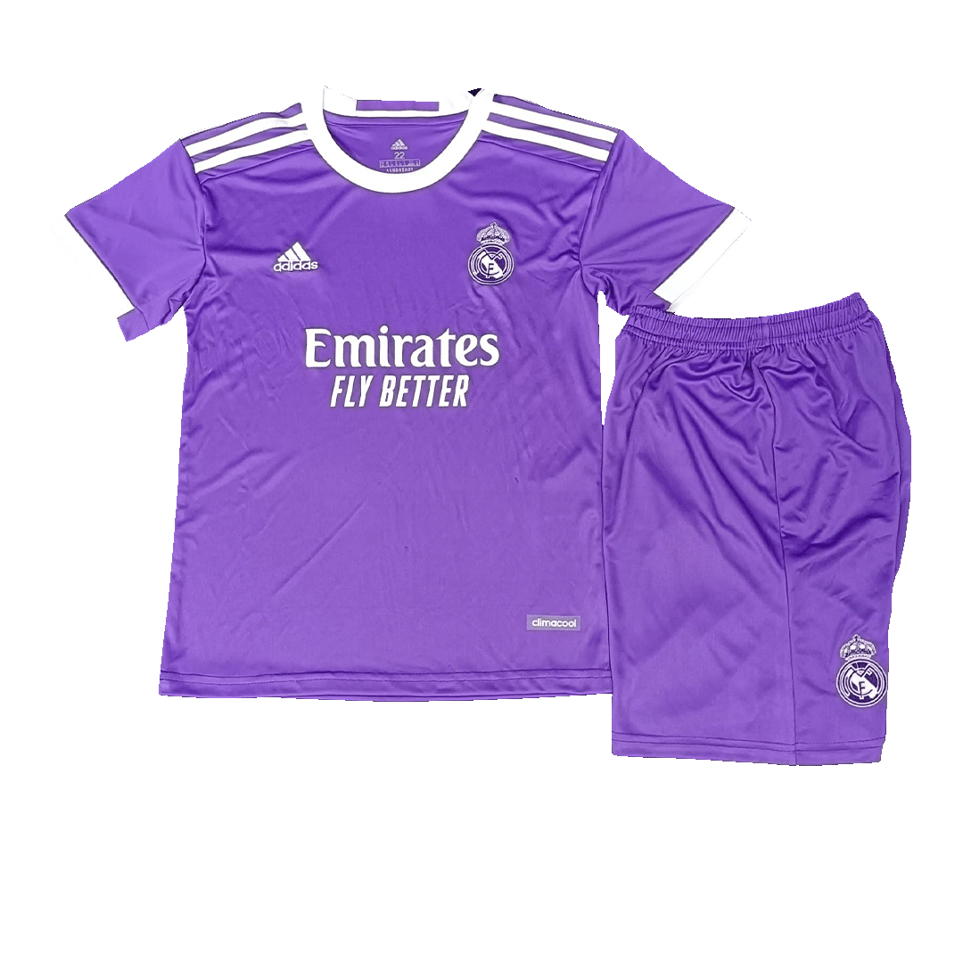 Kit de camiseta de fútbol visitante del Real Madrid 2016/17 para niños