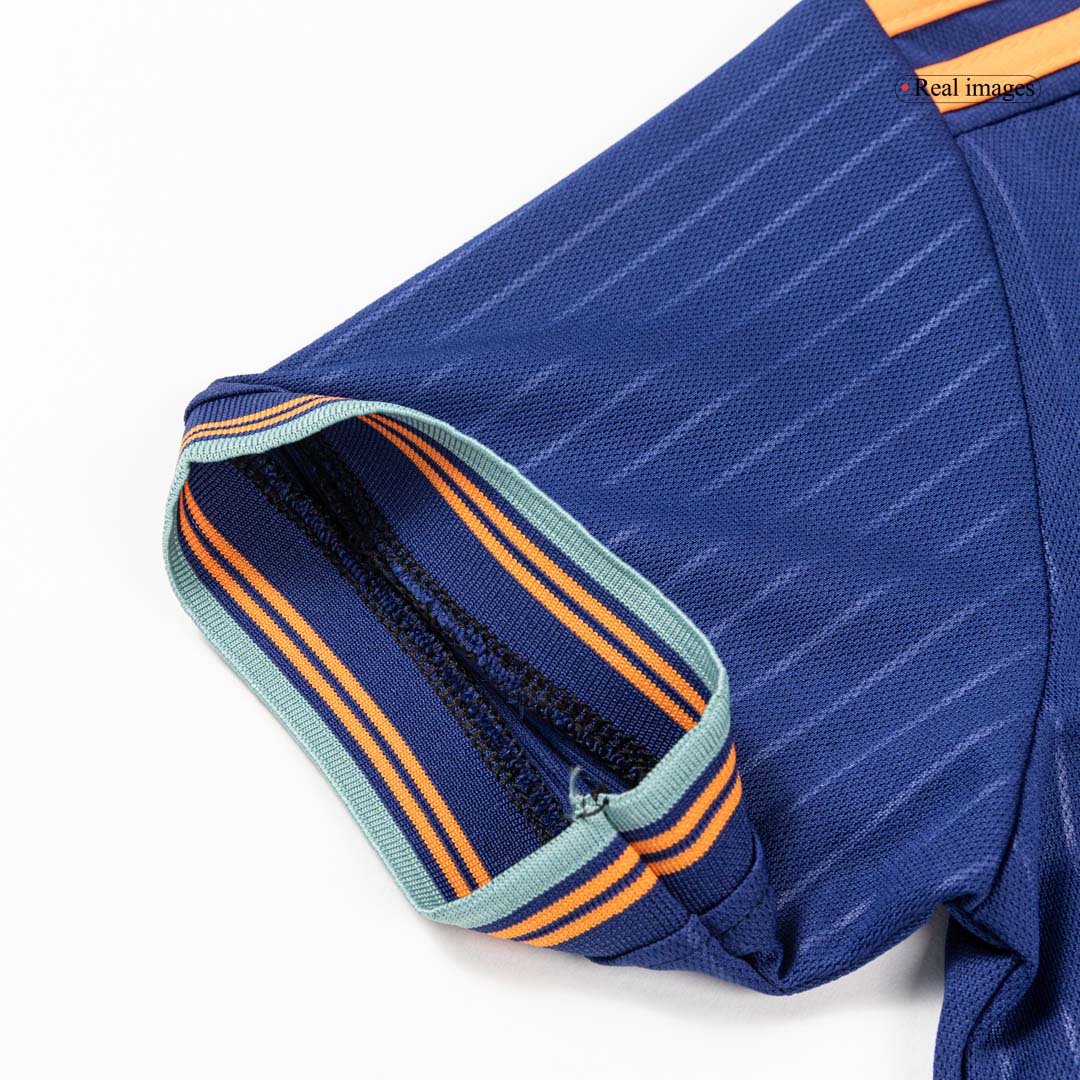 Kit de fútbol infantil de visitante del Newcastle United (Kit y pantalón corto) 2025/26