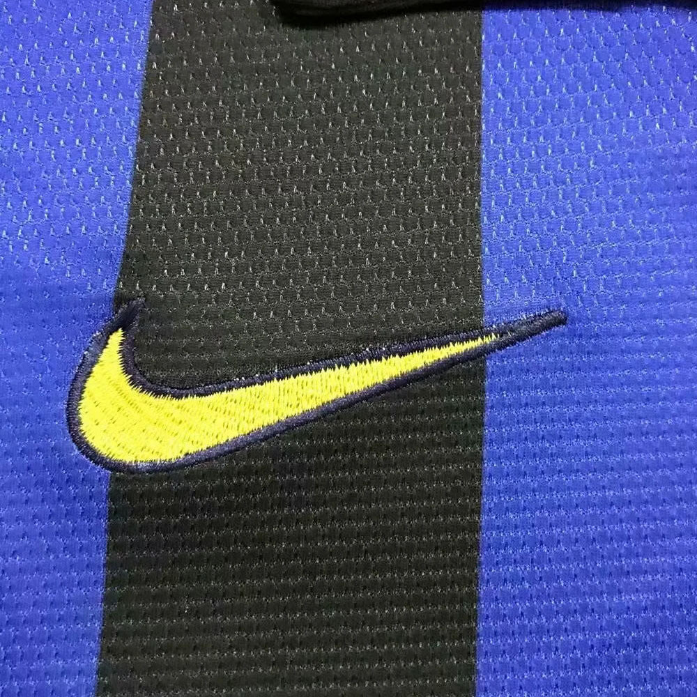 Camiseta retro de fútbol local del Inter de Milán 1998/99