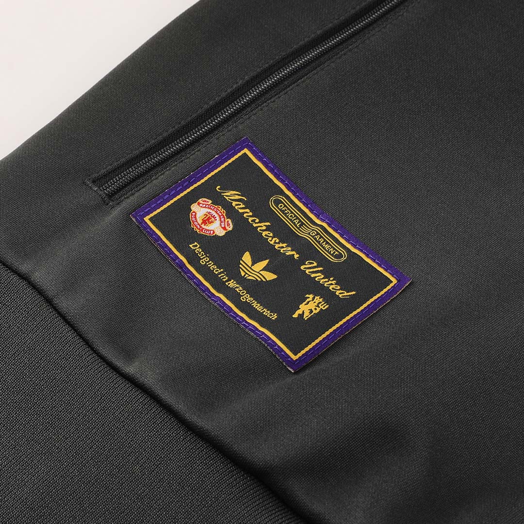 Kit de entrenamiento del Manchester United 2025/26 (Chaqueta + Pantalones)