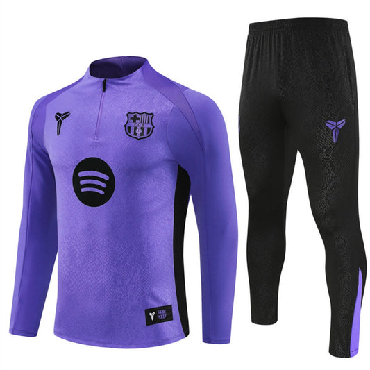 Conjunto morado del Barcelona 25/26
