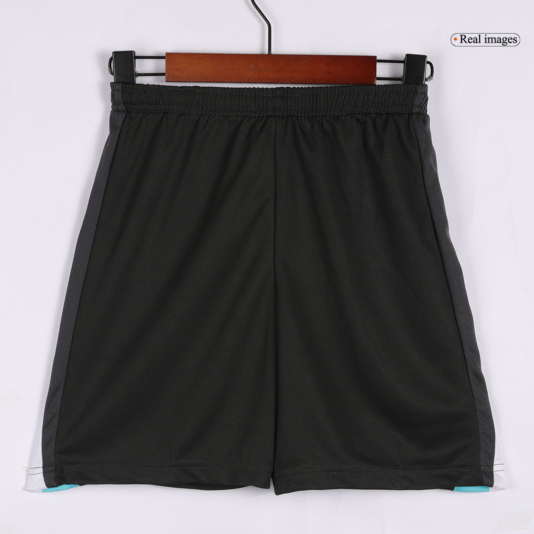Kit de fútbol visitante del Liverpool para niños (camiseta y pantalón corto)