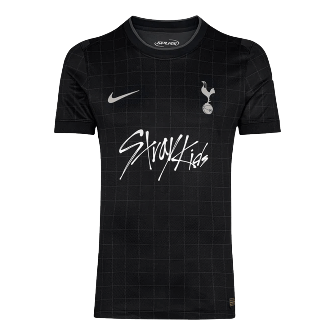Camiseta de fútbol Tottenham Hotspur x Karol G 25/26 negra ——Stray Kids