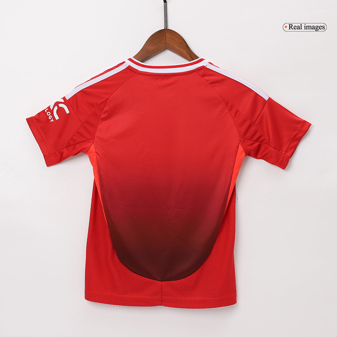 Kit de fútbol local del Manchester United para niño (Kit y pantalón corto) 2024/25