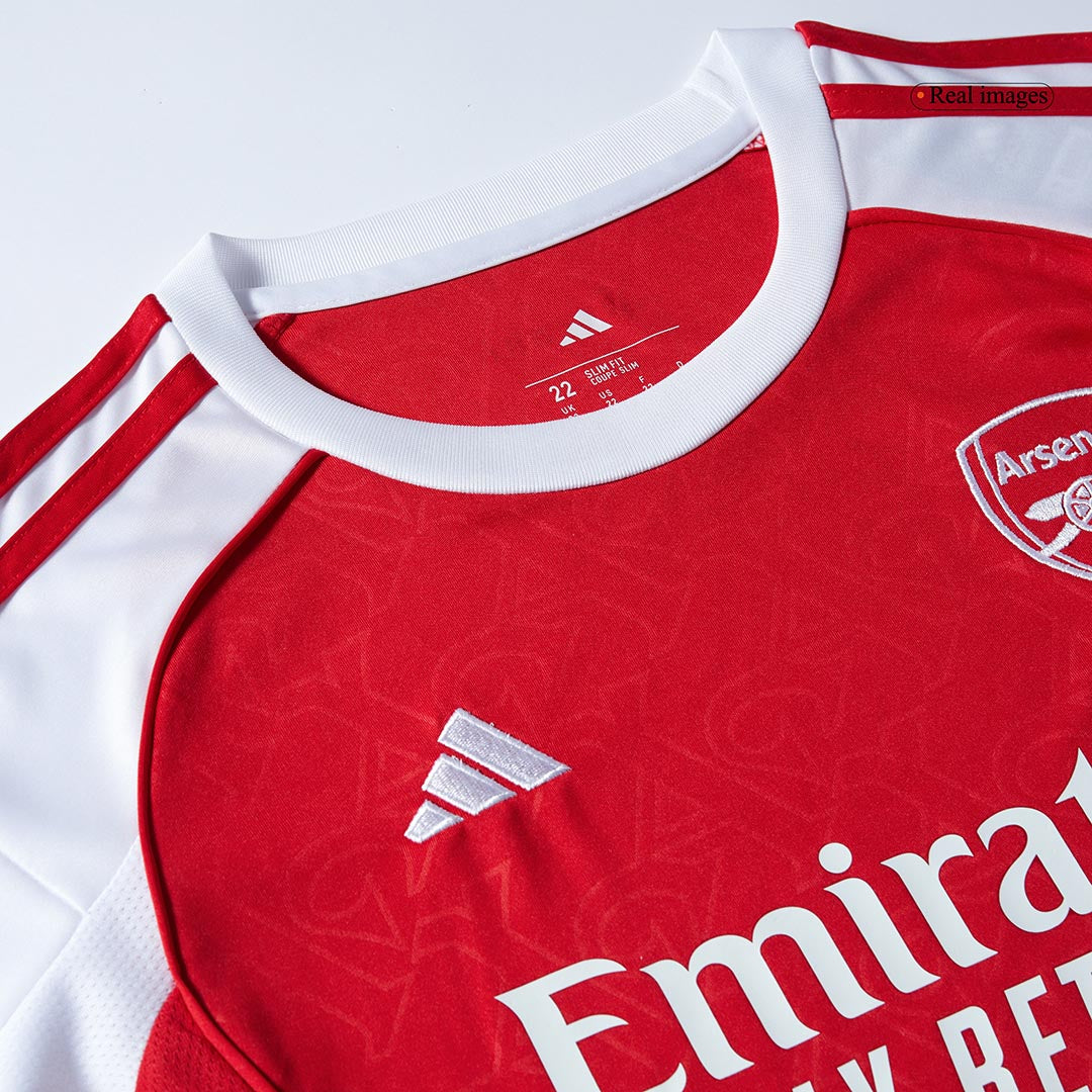 Kit de fútbol local del Arsenal para niños (camiseta, pantalones cortos y calcetines) 2025/26, color rojo