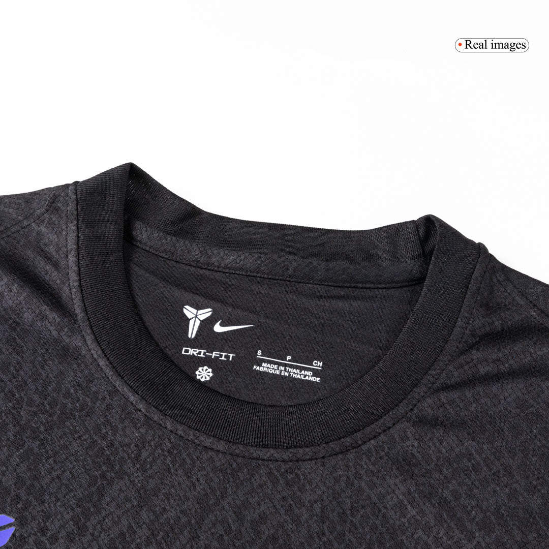 Camiseta de entrenamiento prepartido del Barcelona x Kobe Bryant 25/26, negra