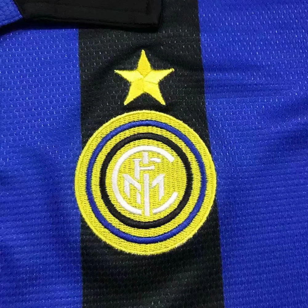 Camiseta retro de fútbol local del Inter de Milán 1998/99