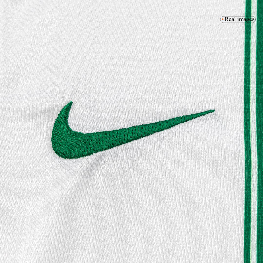 Camiseta retro de fútbol de visitante de Portugal 2010